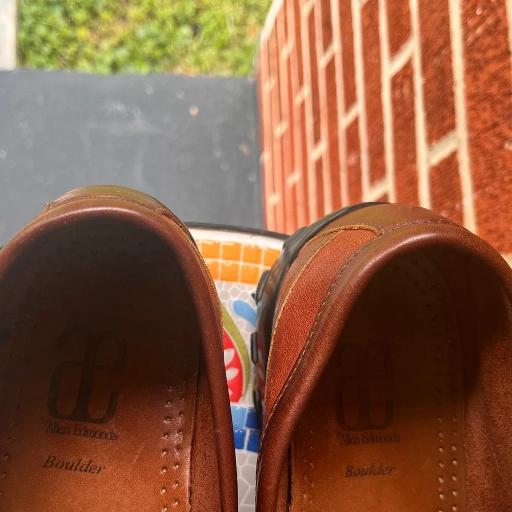 Allen Edmonds Boulder Venetian Men's US 9 E Wide Driving Loafers Brown Leather